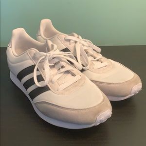 Adidas Low profile sneakers